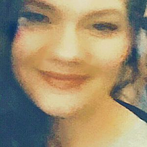 Meet your Posher, Lucinda